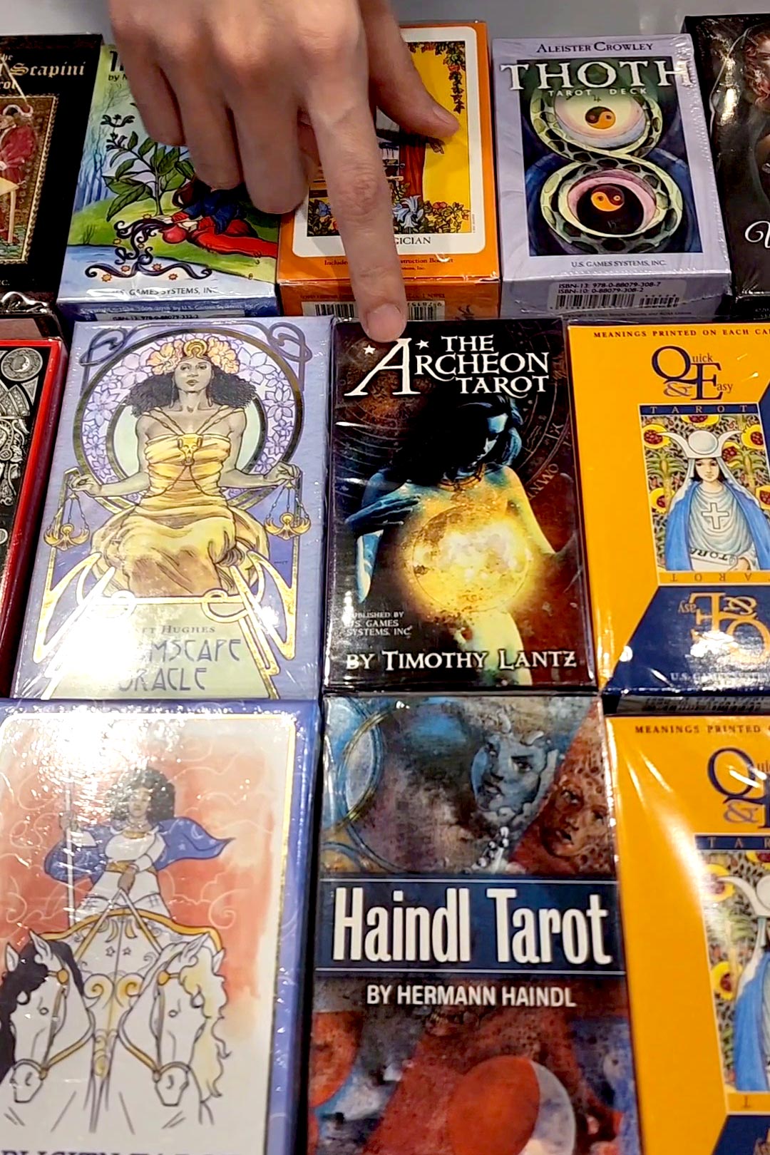 New and Tarot and Oracle Decks! 🔮