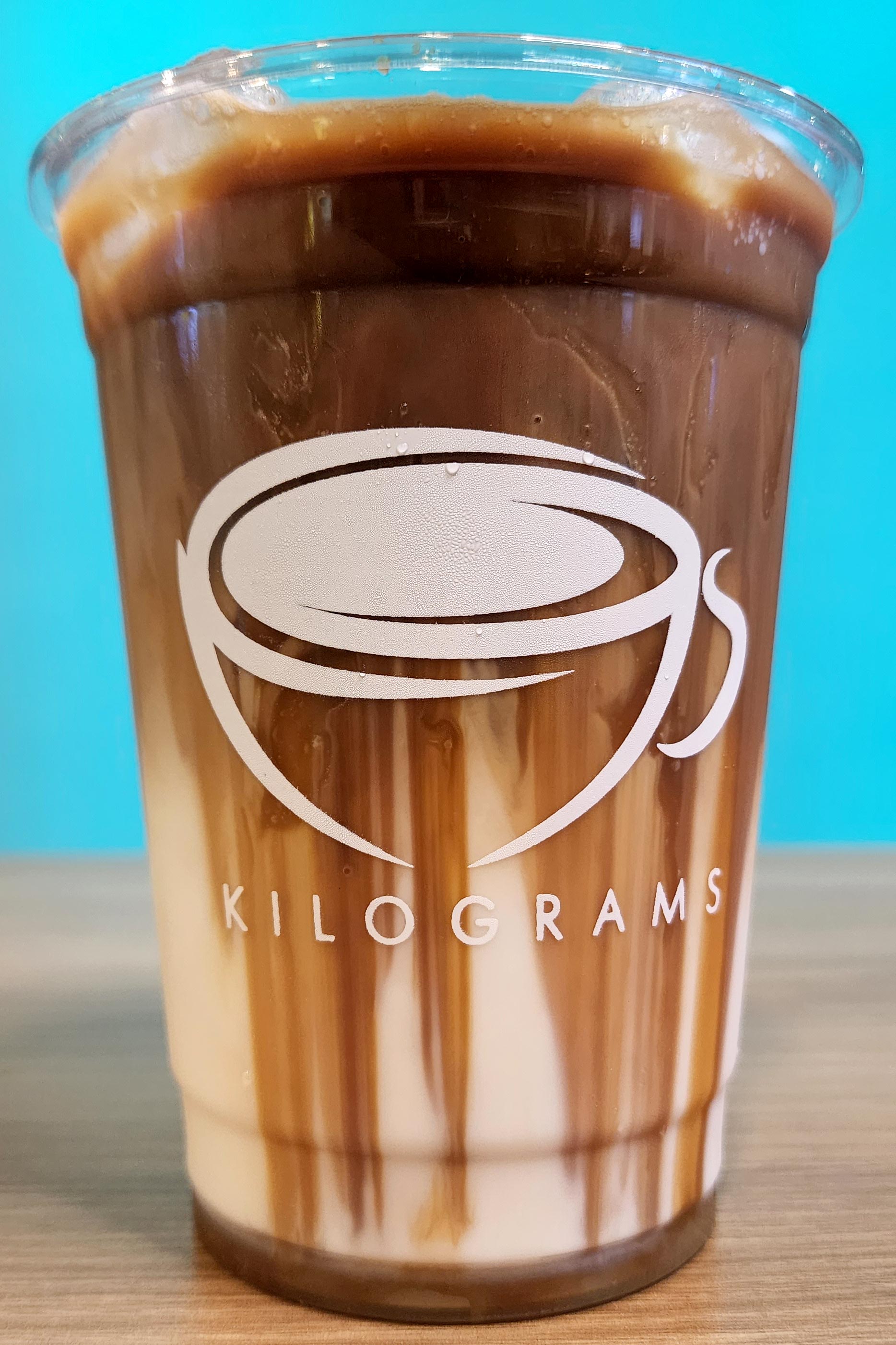 How about some Iced Caramel Latte from Kilograms Cafe? 🧊