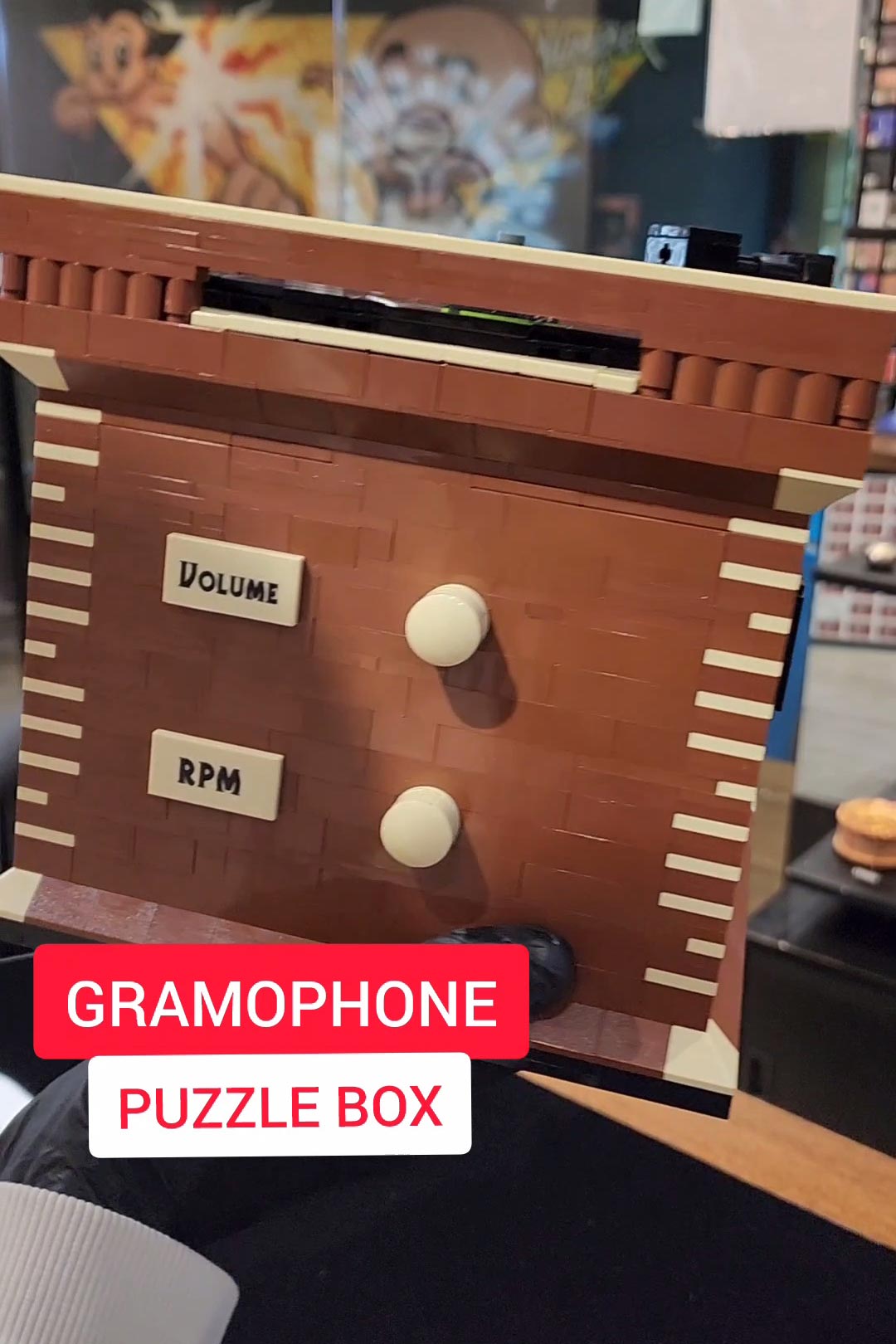 How to open Grandpa's Gramophone Lego Puzzle Box